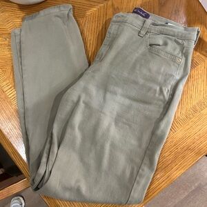 Women’s Olive Pants